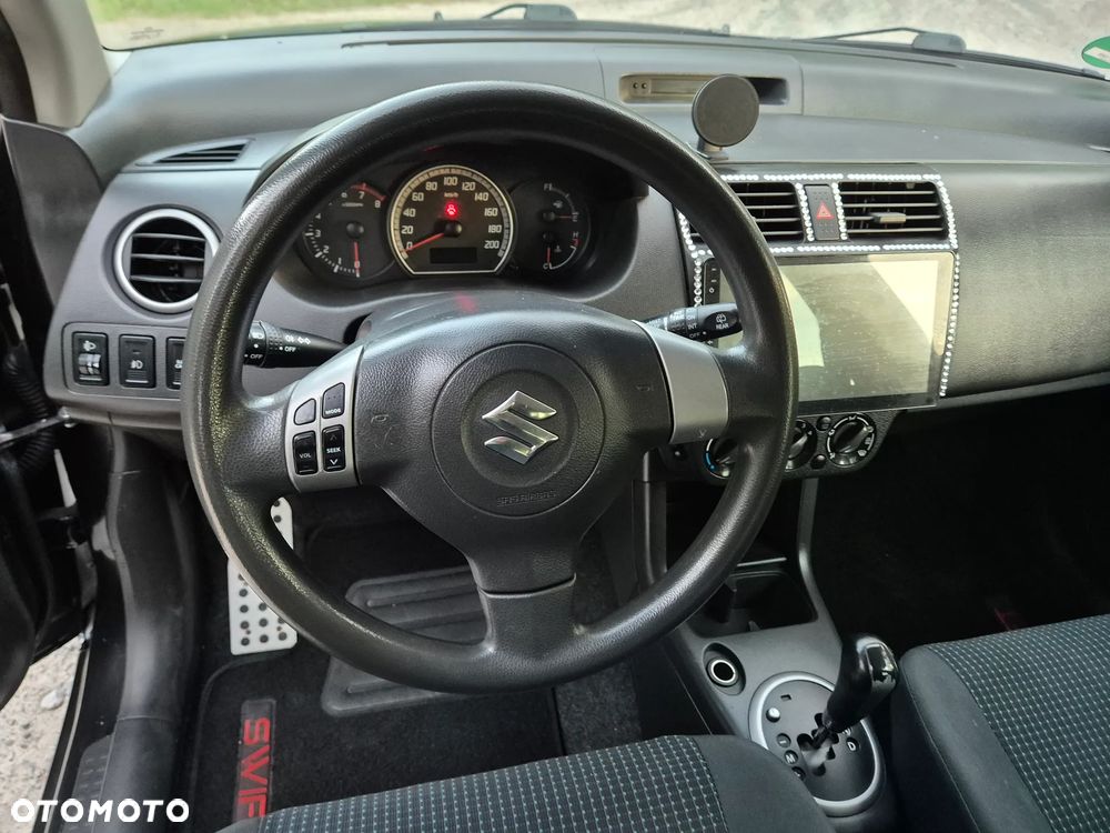 Suzuki Swift - 20