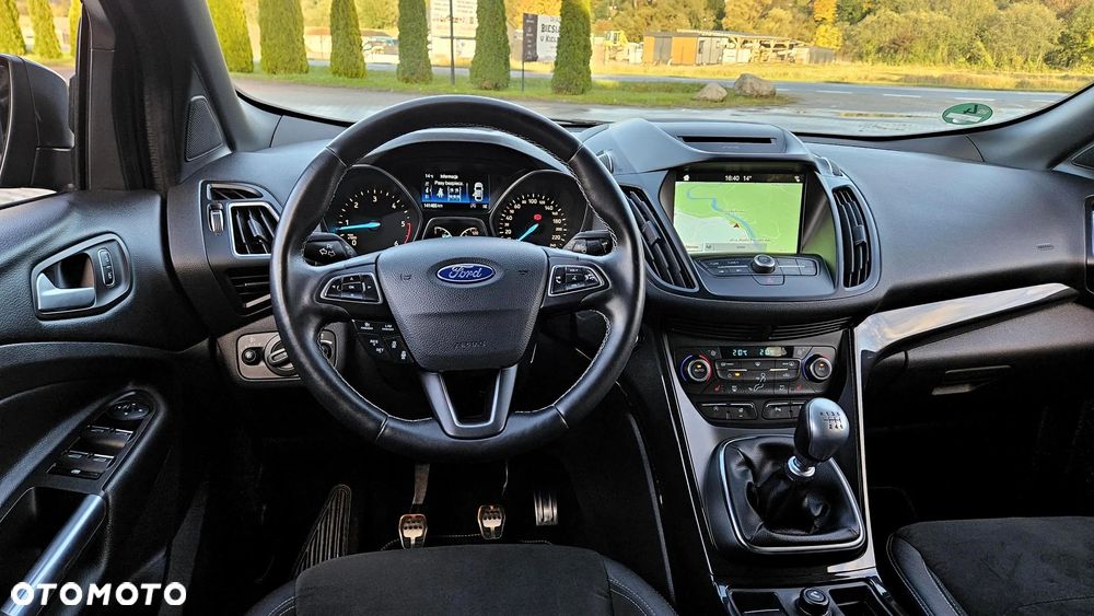 Ford Kuga 2.0 TDCi 4x4 ST-Line - 21