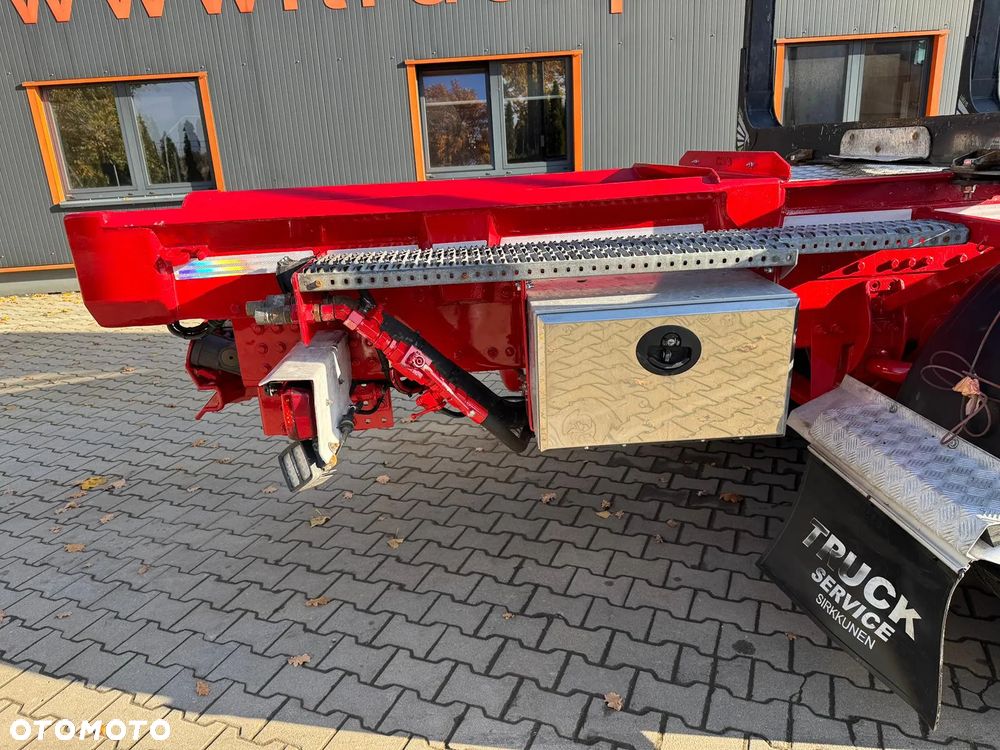 Volvo FH16 750 8x4 POJAZD DO DRZEWA - 25