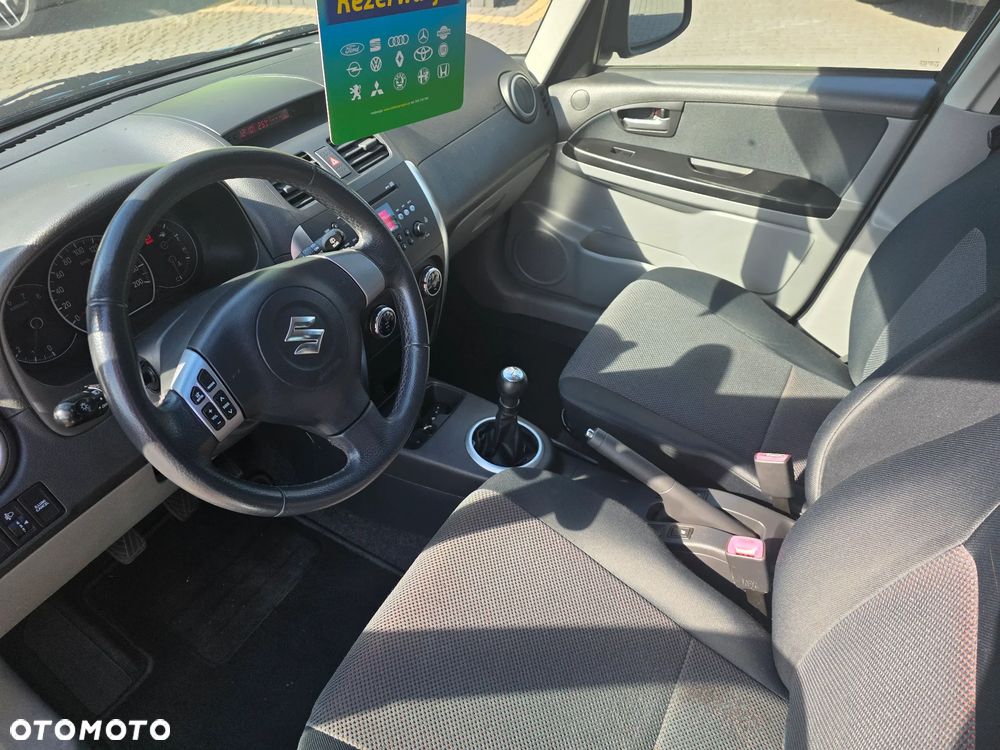 Suzuki SX4 1.6 GS / Premium 4WD - 17