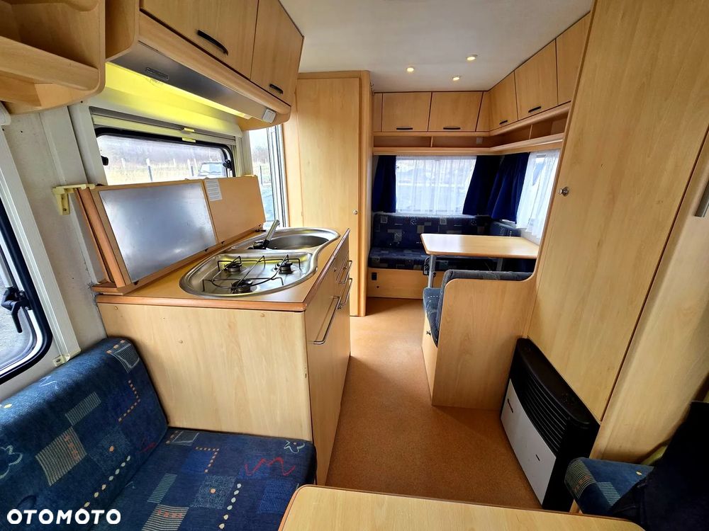 Chateau 403c - 7