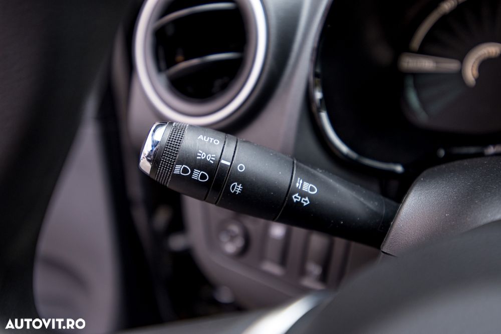 Dacia Spring Comfort Plus - 16