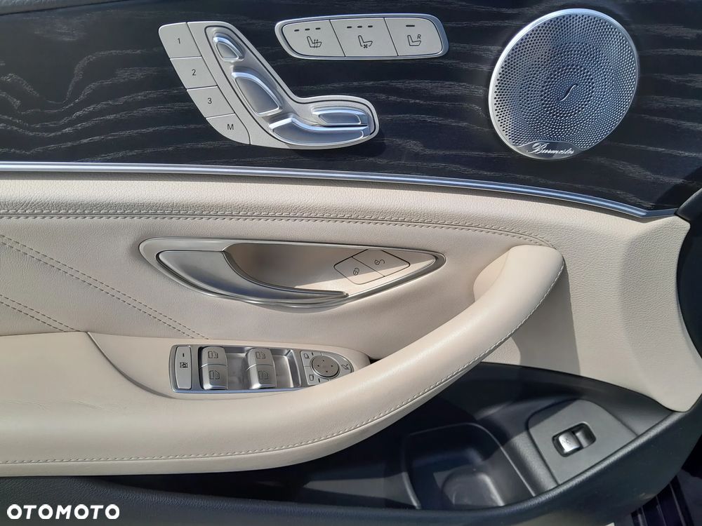 Mercedes-Benz Klasa E 43 AMG 4-Matic - 19