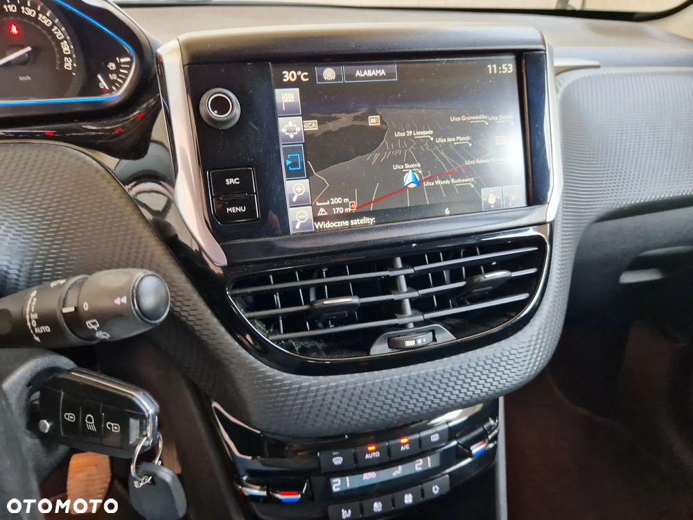 Peugeot 2008 1.6 e-HDi Allure S&S - 15