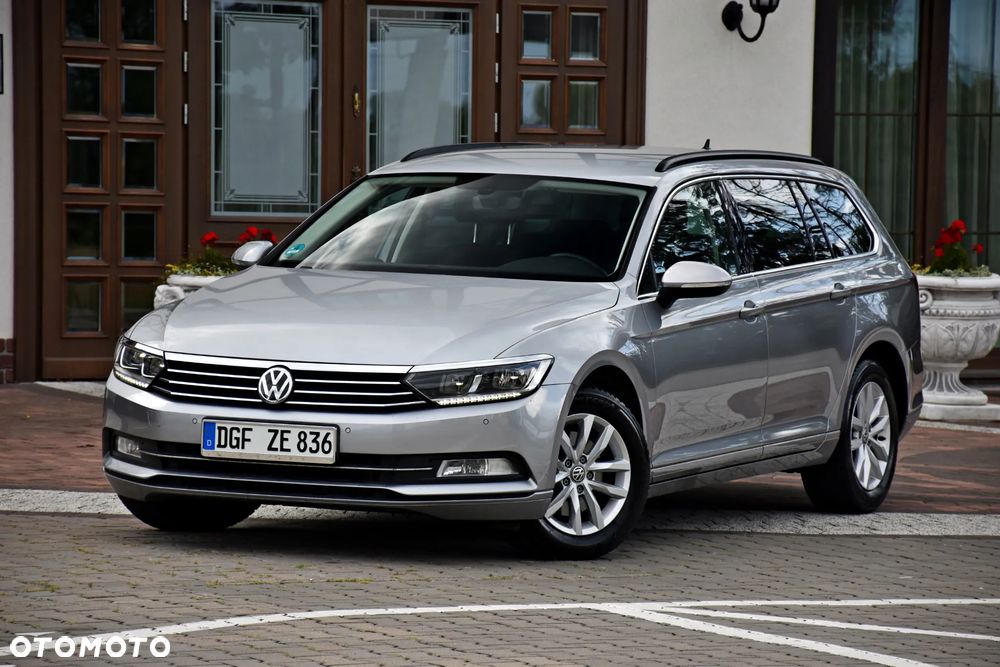 Volkswagen Passat 2.0 TDI SCR DSG Comfortline - 9