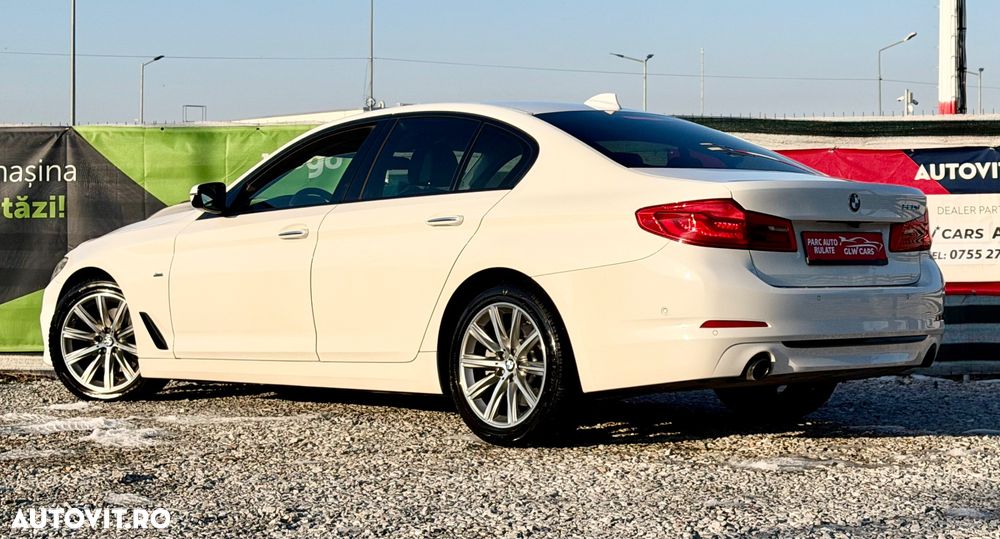 BMW Seria 5 520d Aut. Sport Line - 13
