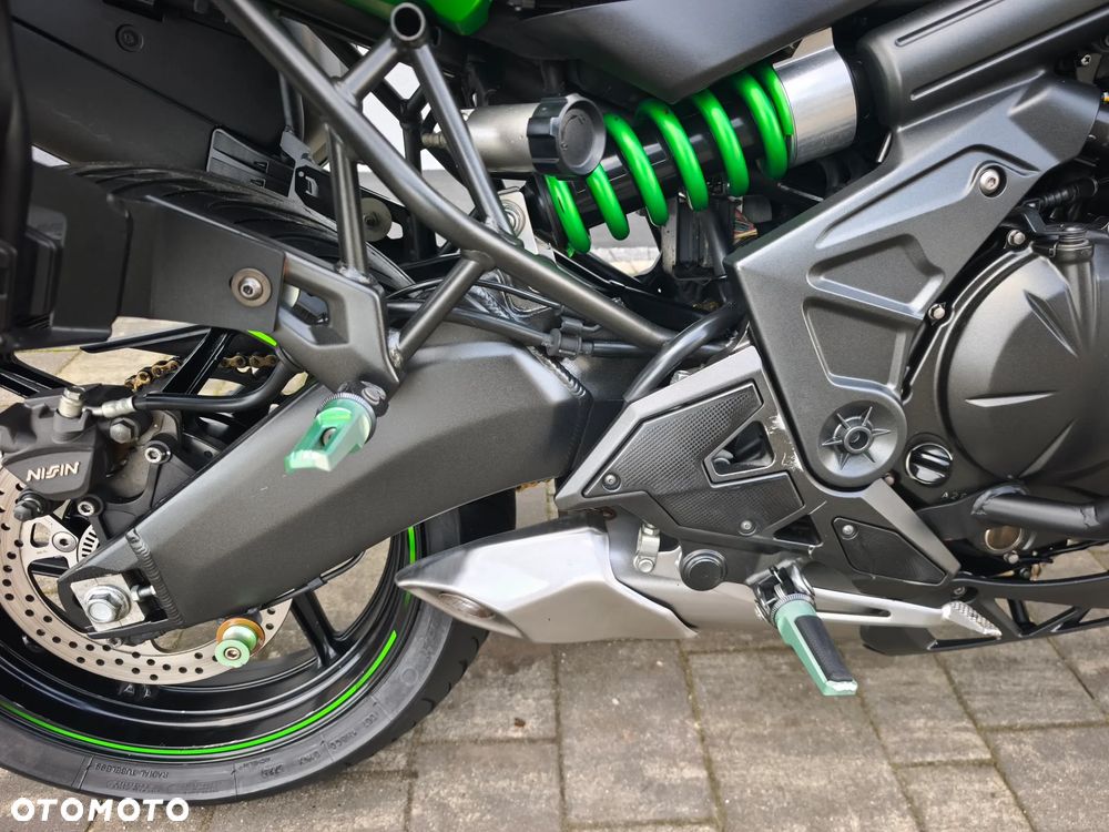 Kawasaki Versys 650 - 11