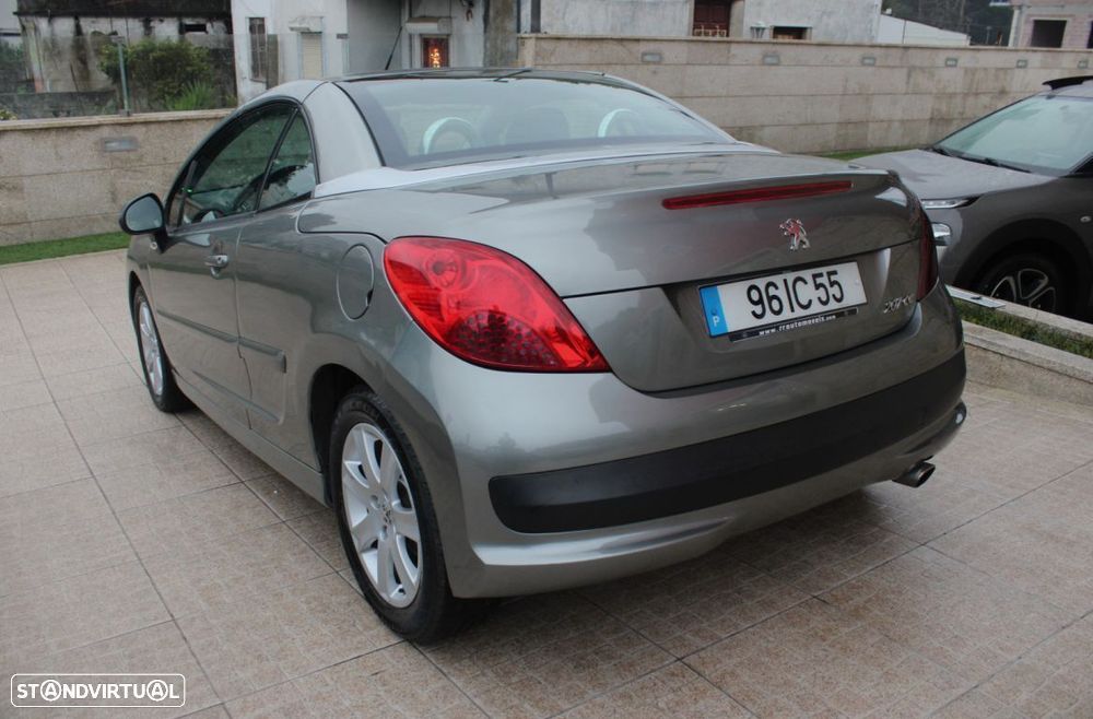 Peugeot 207 CC 1.6 HDi FAP - 25