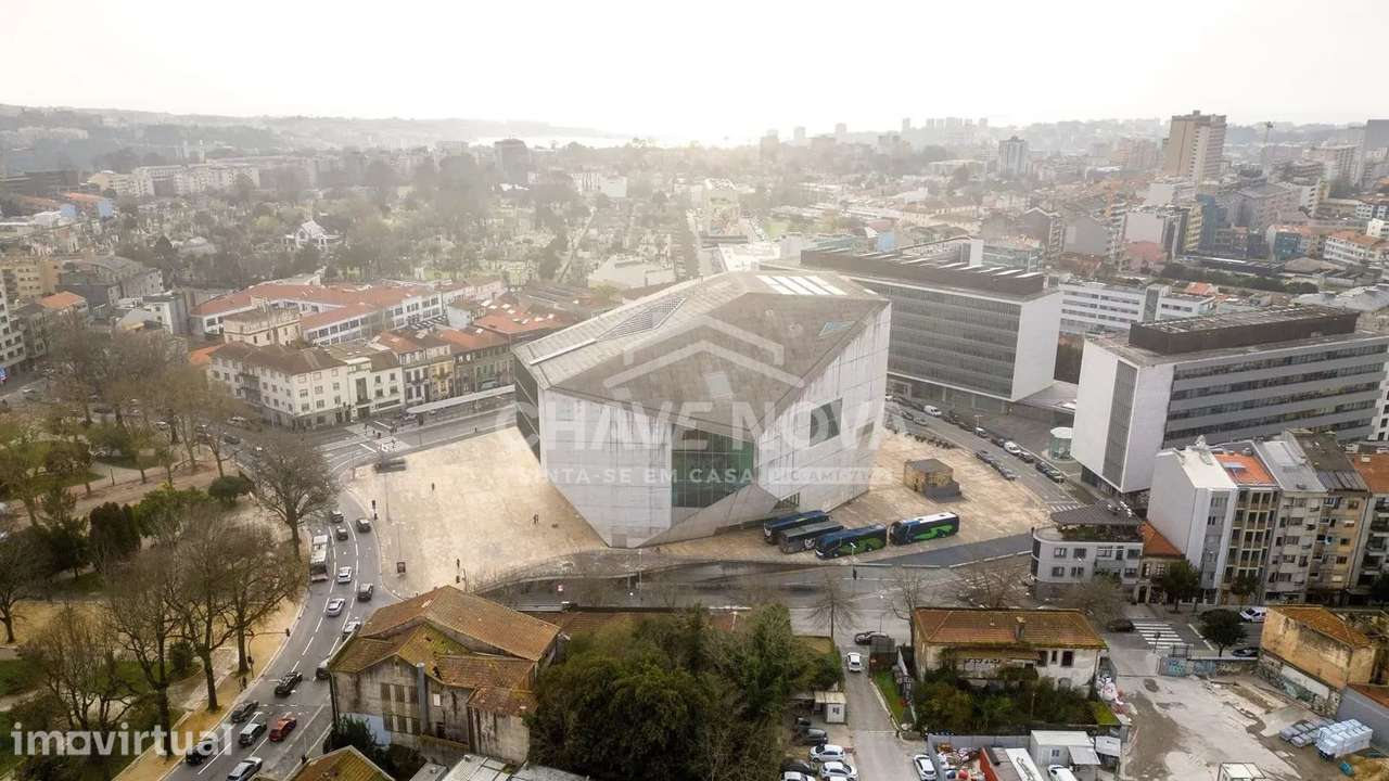 T4 c/ Terraço e Garagem Box na Boavista - Grande imagem: 3/19