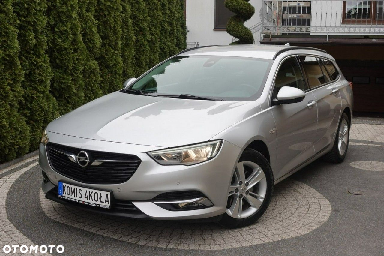 Opel Insignia - 1