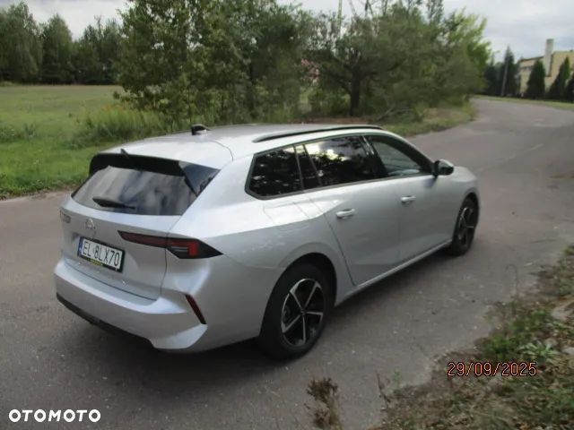 Opel Astra VI 1.2 T Elegance S&S - 3