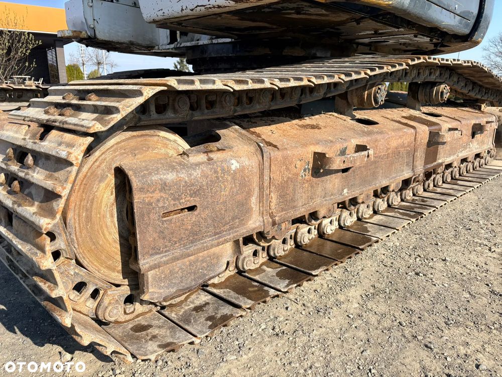 Kobelco NEW HOLLAND KOBELCO E235SR-1ES - 18