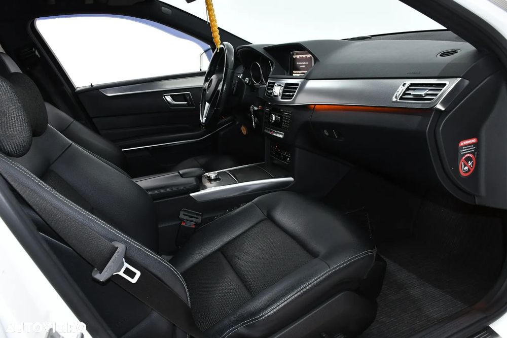 Mercedes-Benz E 300 BLUETEC 7G-TRONIC Avantgarde - 13
