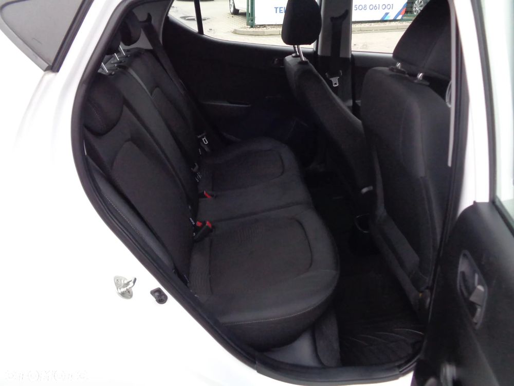 Hyundai i10 1.0 Premium - 16