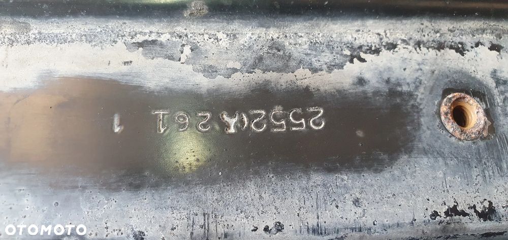 Pas przedni górny wzmocnienie Mercedes ML W164 - 7