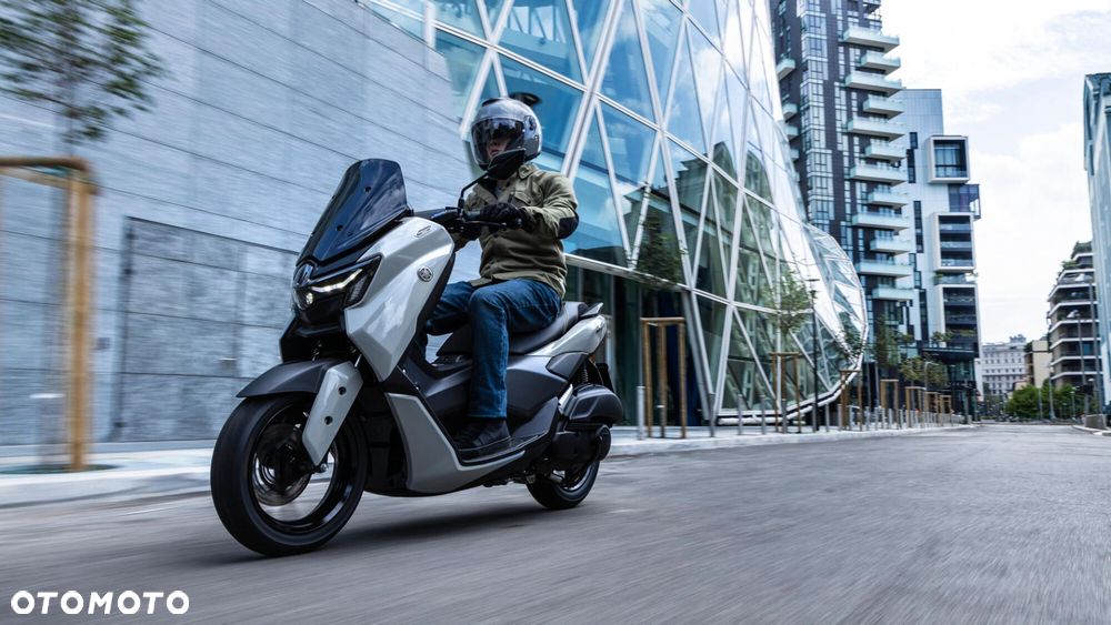 Yamaha NMAX - 5
