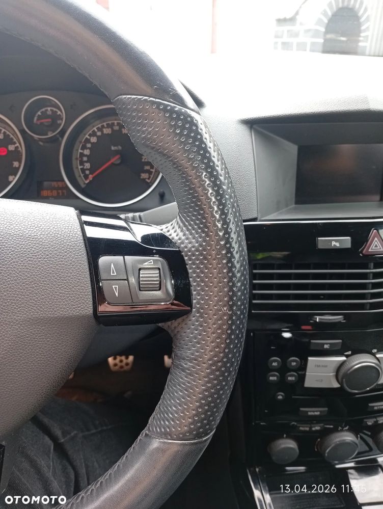 Opel Astra 1.8 - 13