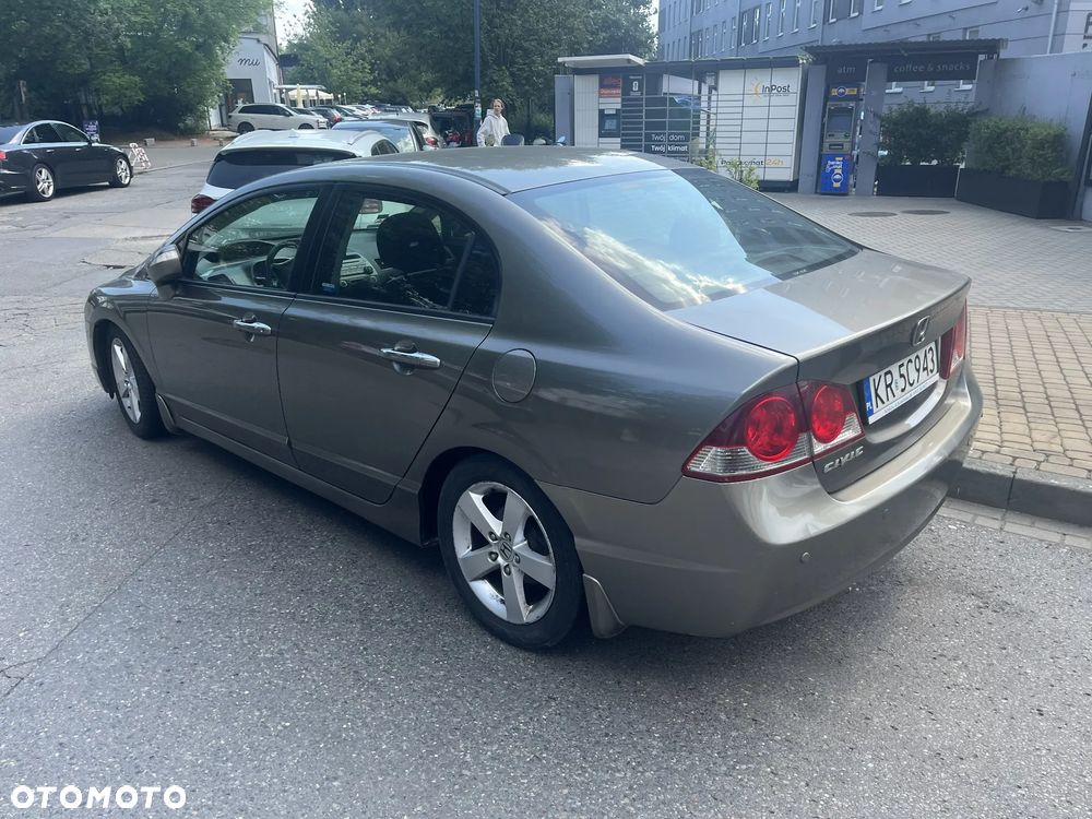 Honda Civic 1.8 Executive - 7