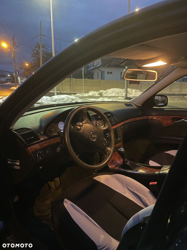 Mercedes-Benz Klasa E 220 CDI Classic - 5