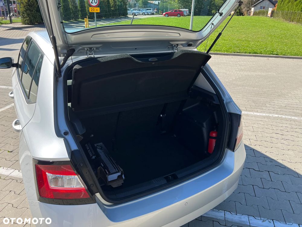 Skoda Fabia 1.0 Style - 8
