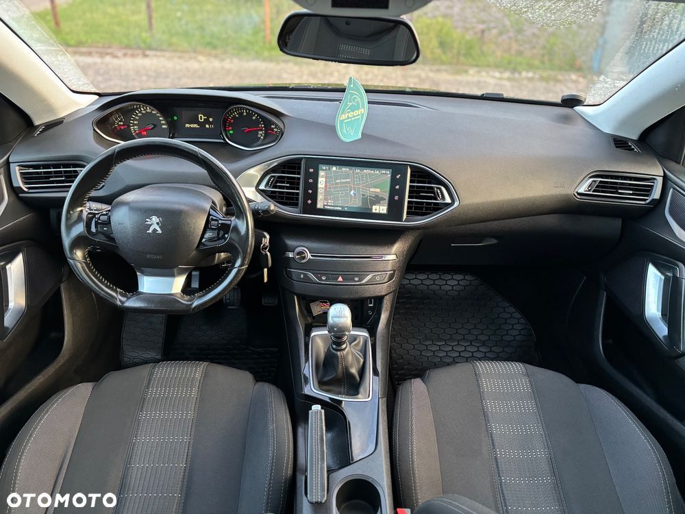 Peugeot 308 - 15