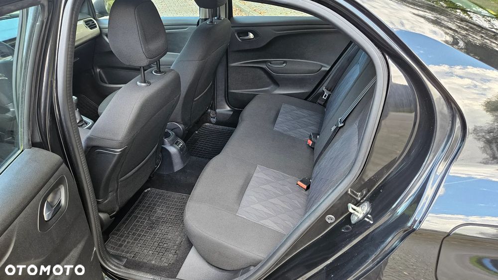 2016 Citroën C-Elysée 1.6 VTi MoreLife, photograph 10