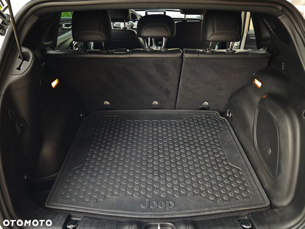 Jeep Compass - 29