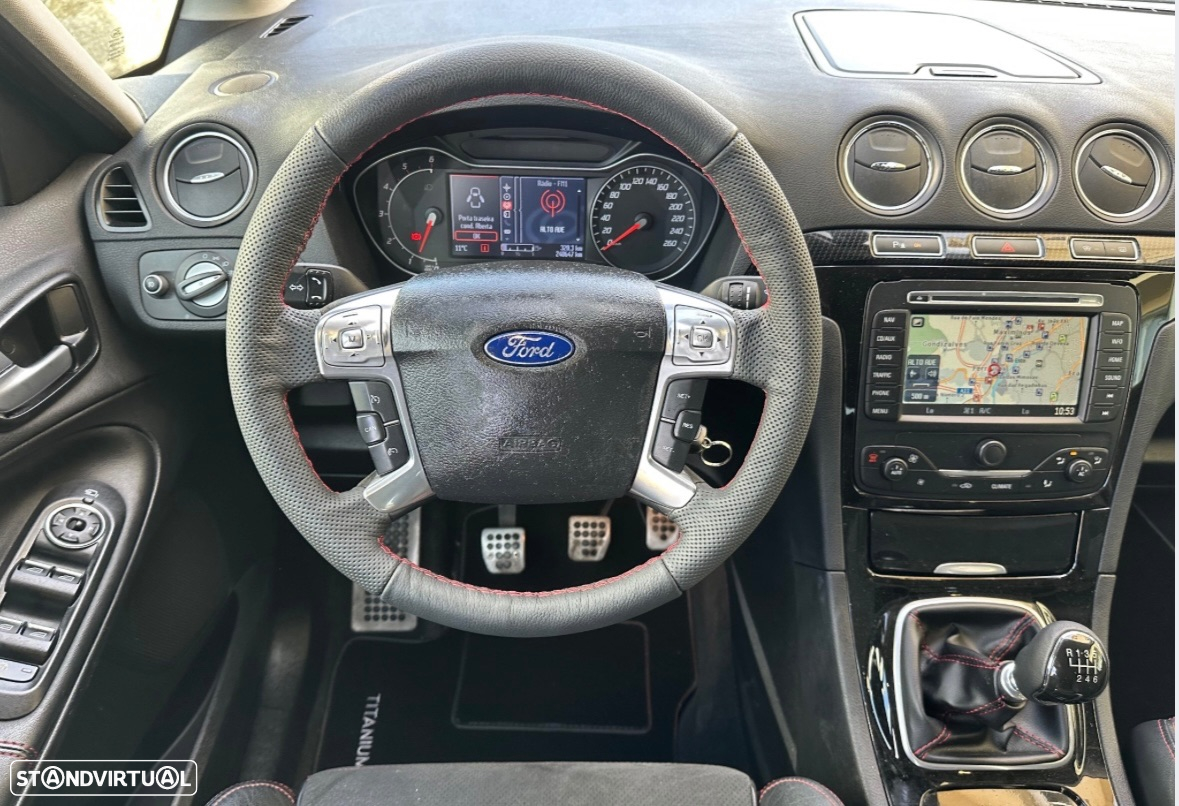 Ford S-Max 2.0 TDCi Titanium 7L - 22
