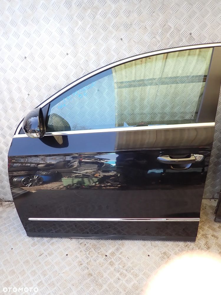 VW PASSAT B6 - ZDERZAK PRZÓD / TYŁ - MASKA - DRZWI LEWY PRZÓD/ TYŁ - DRZWI PRAWY PRZÓD/ TYŁ - KLAPA BAGAŻNIKA - 31
