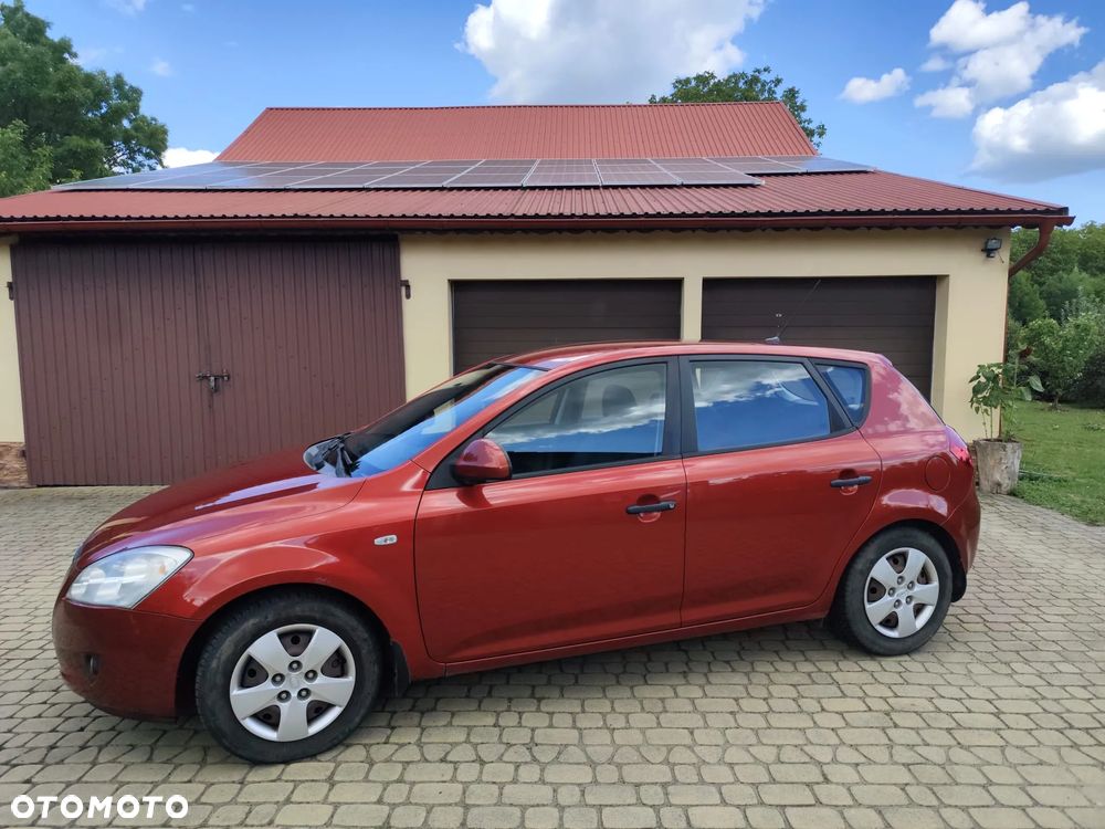 Kia Ceed 1.4 Comfort - 9