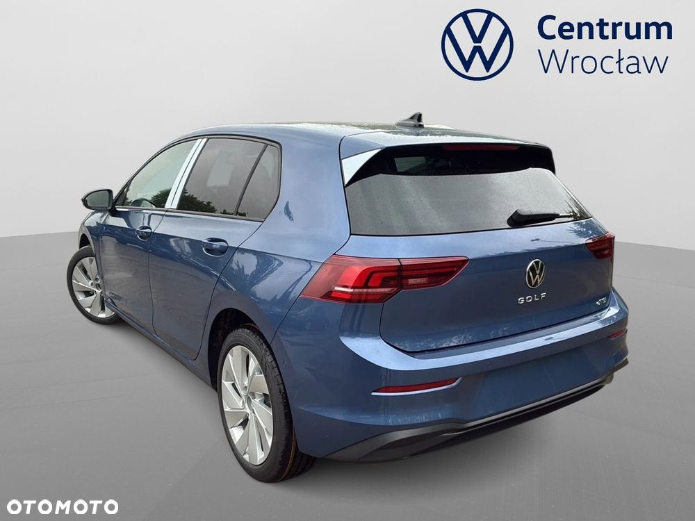 Volkswagen Golf - 11