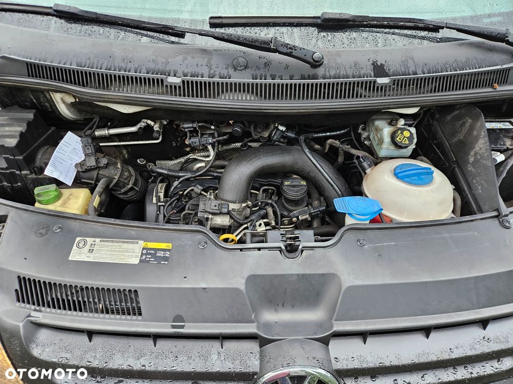 Volkswagen Transporter Caravelle Edition - 22