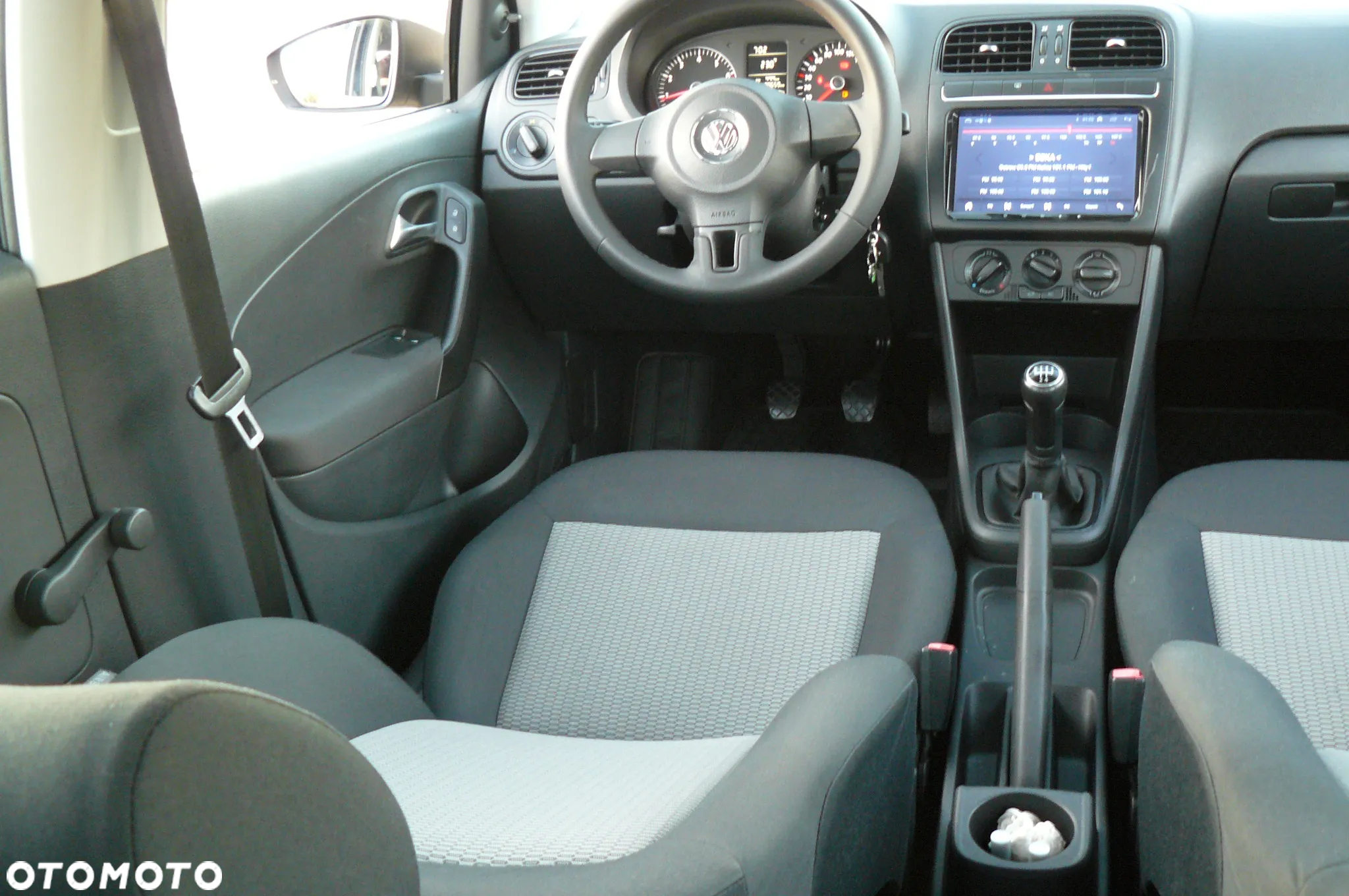 Volkswagen Polo - 15