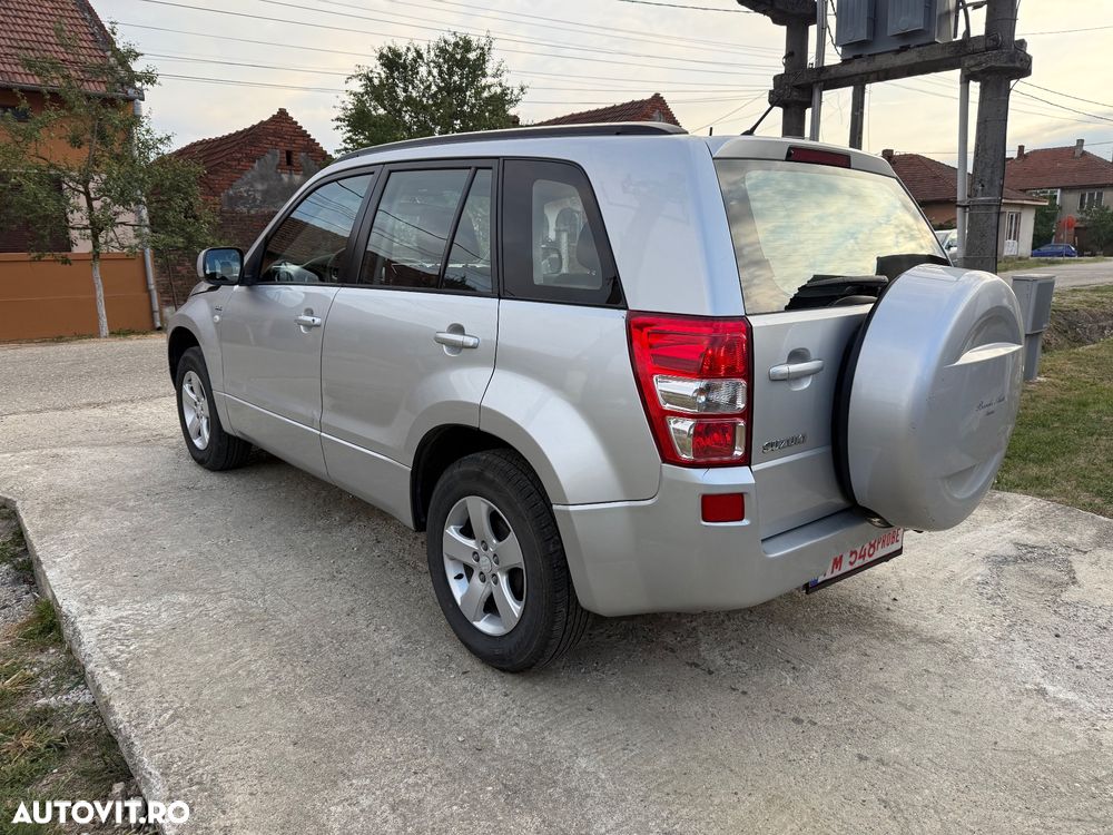 Suzuki Grand Vitara 1.9 DDIS Navi - 3