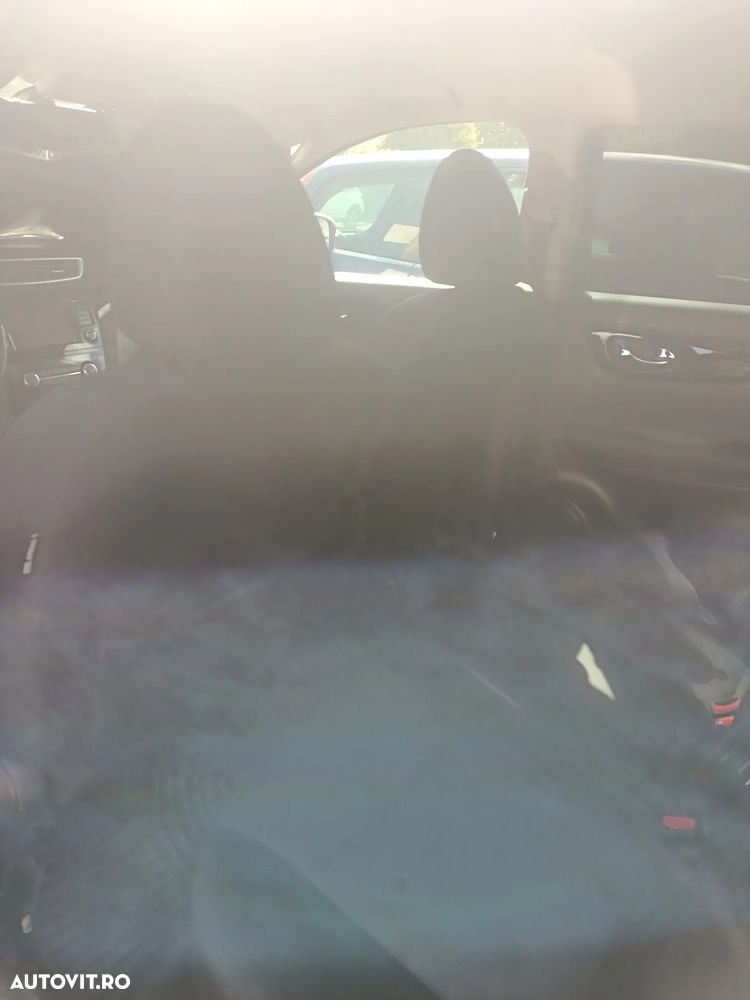 Nissan Qashqai 1.6 DCI DPF Start/Stop acenta - 11