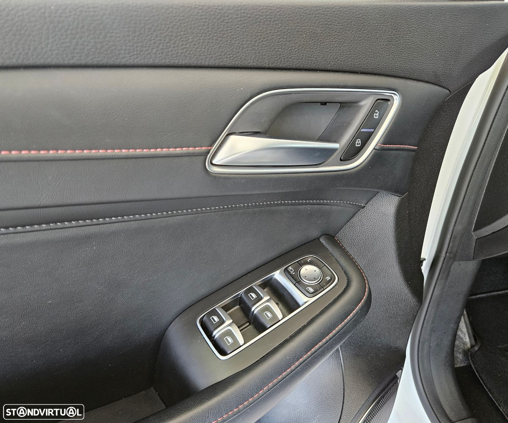 MG EHS 1.5 T-GDI Plug-in Hybrid Comfort - 15