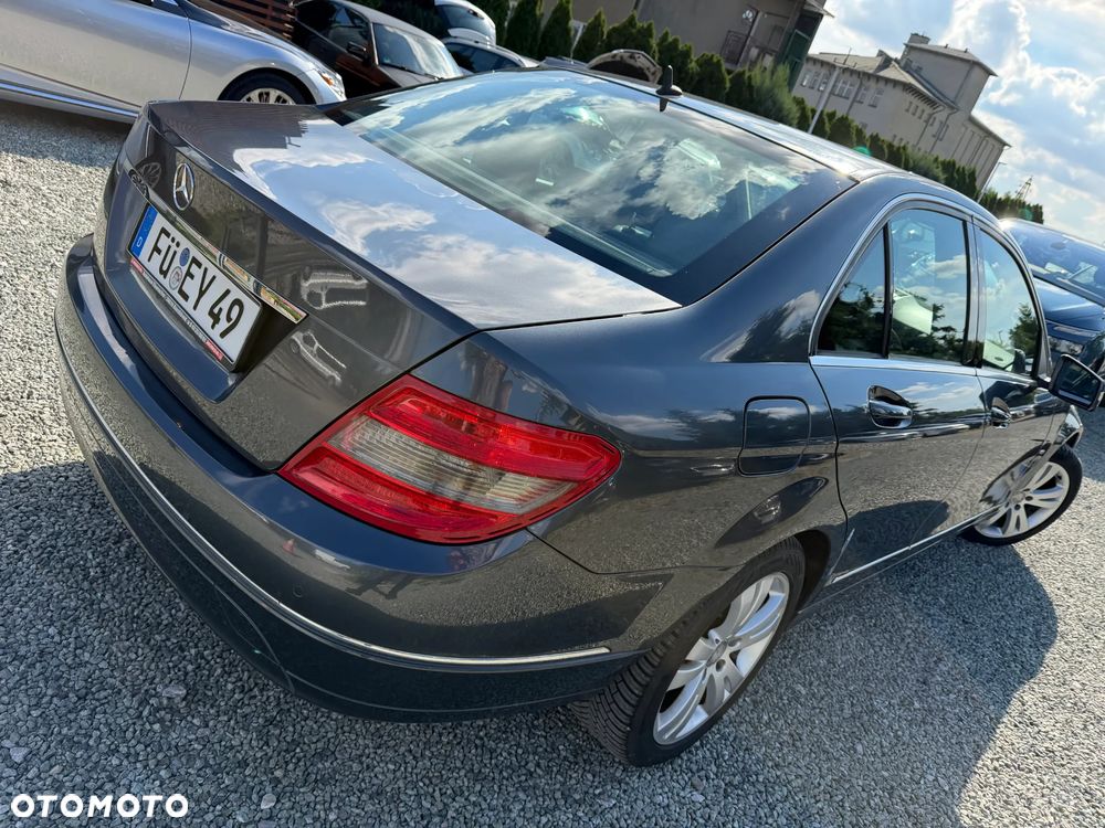Mercedes-Benz Klasa C - 23