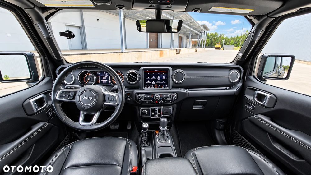 Jeep Gladiator - 25
