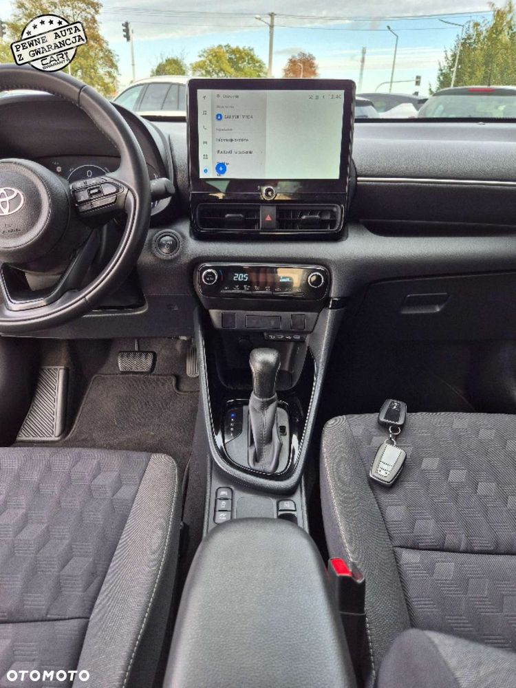 Toyota Yaris - 16
