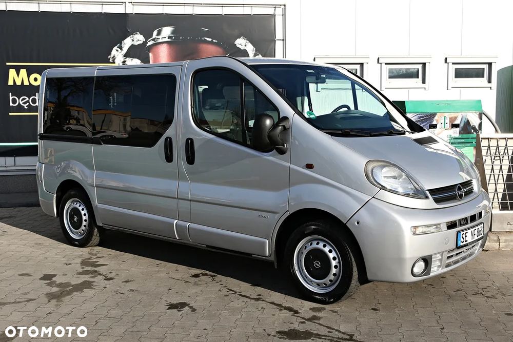 Opel Vivaro - 9