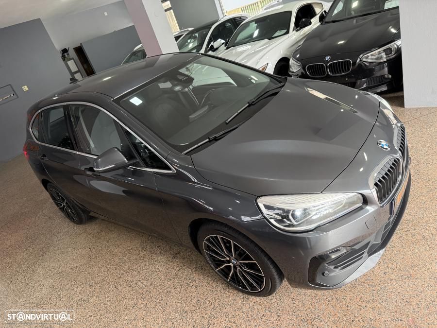 BMW 216 Active Tourer d Line Luxury Auto — fotografia 32