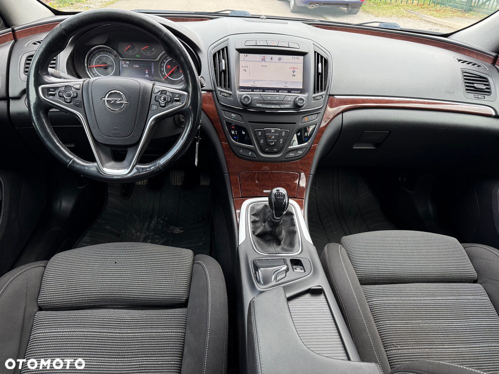 Opel Insignia - 12