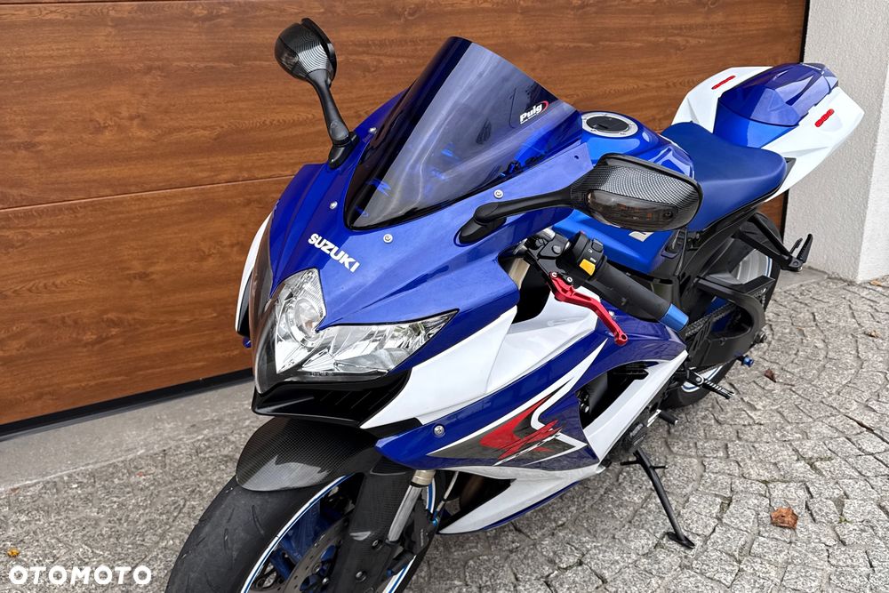 Suzuki GSX-R - 23