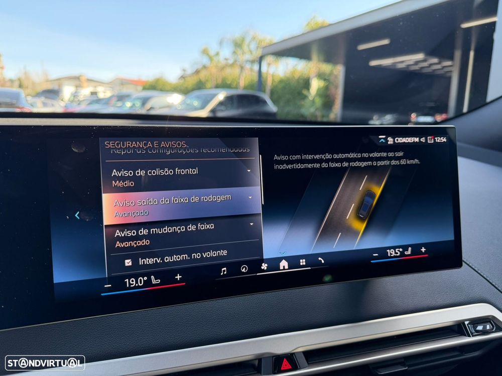 BMW iX xDrive 40 Pack Desportivo - 50