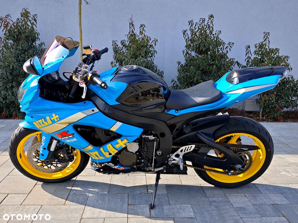 Suzuki GSX-R - 2