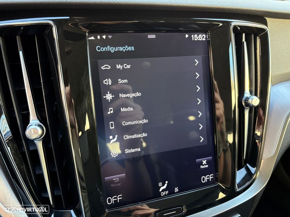 Volvo V60 2.0 D3 Momentum Plus - 28