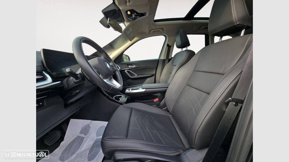 BMW ix1 eDrive20 xLine - 10