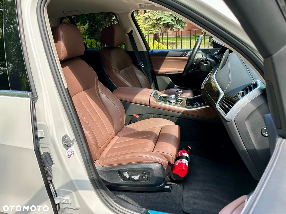 BMW X5 xDrive30d mHEV - 18