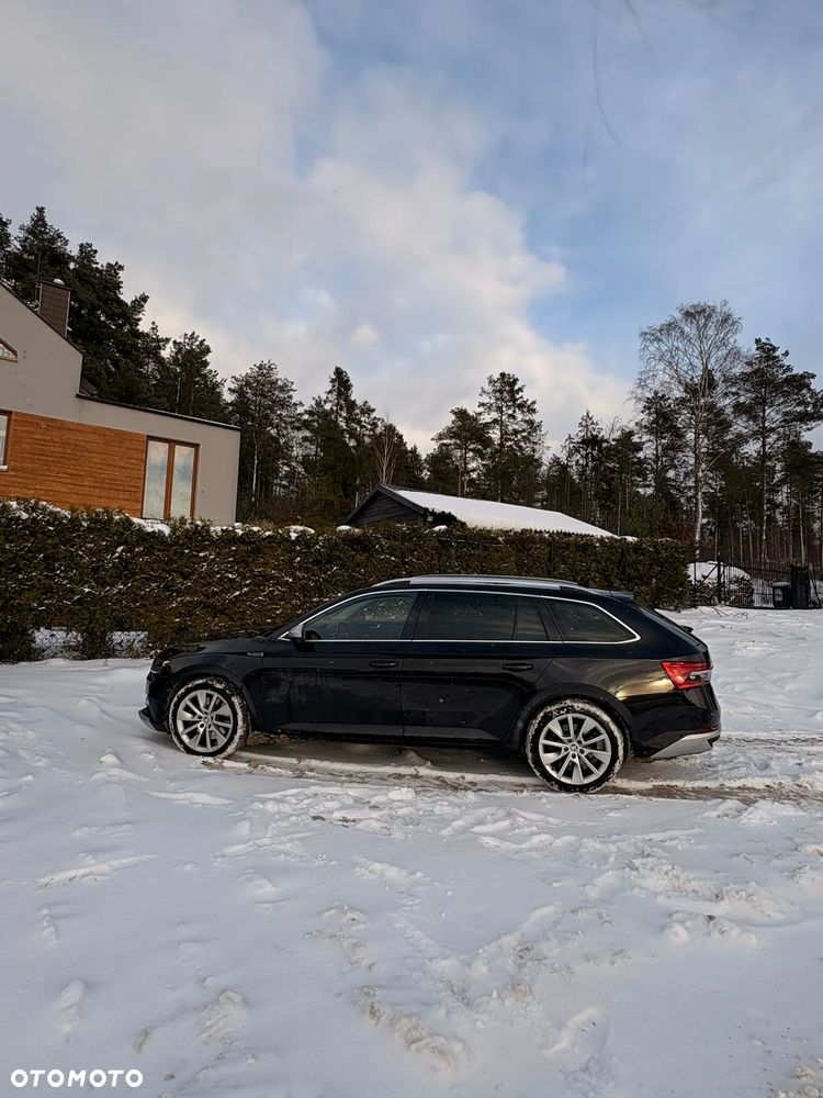 Skoda Superb 2.0 TSI 4x4 Scout DSG - 27