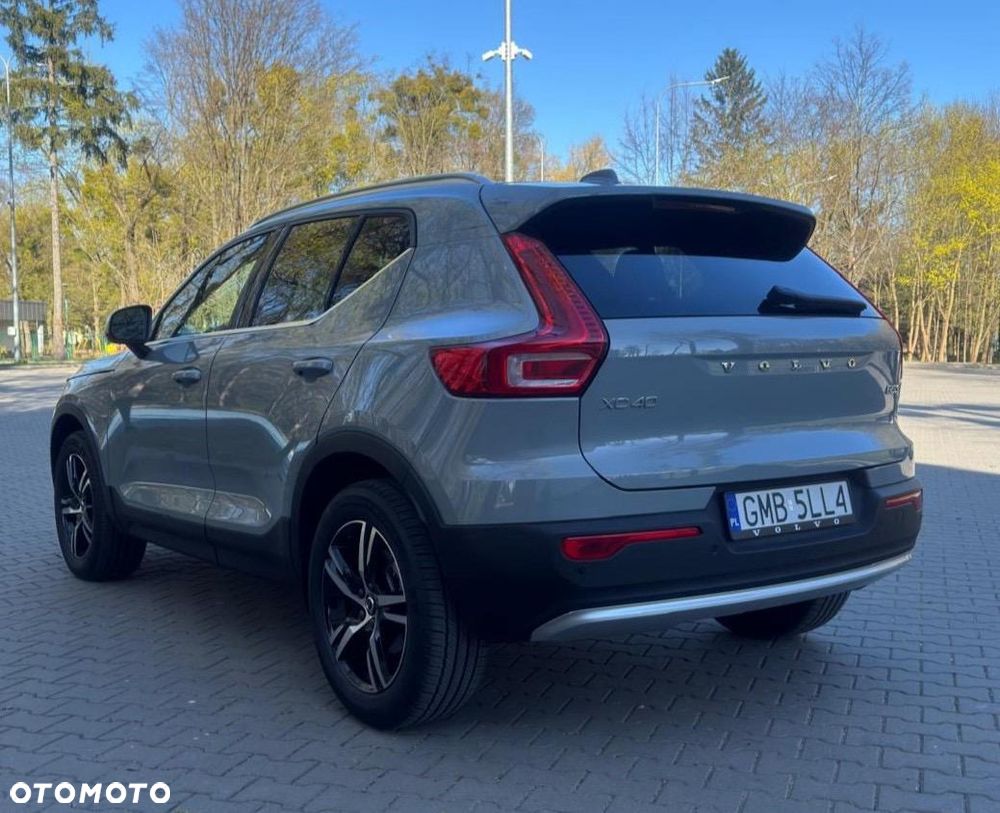 Volvo XC 40 B5 B AWD Geartronic Inscription - 6